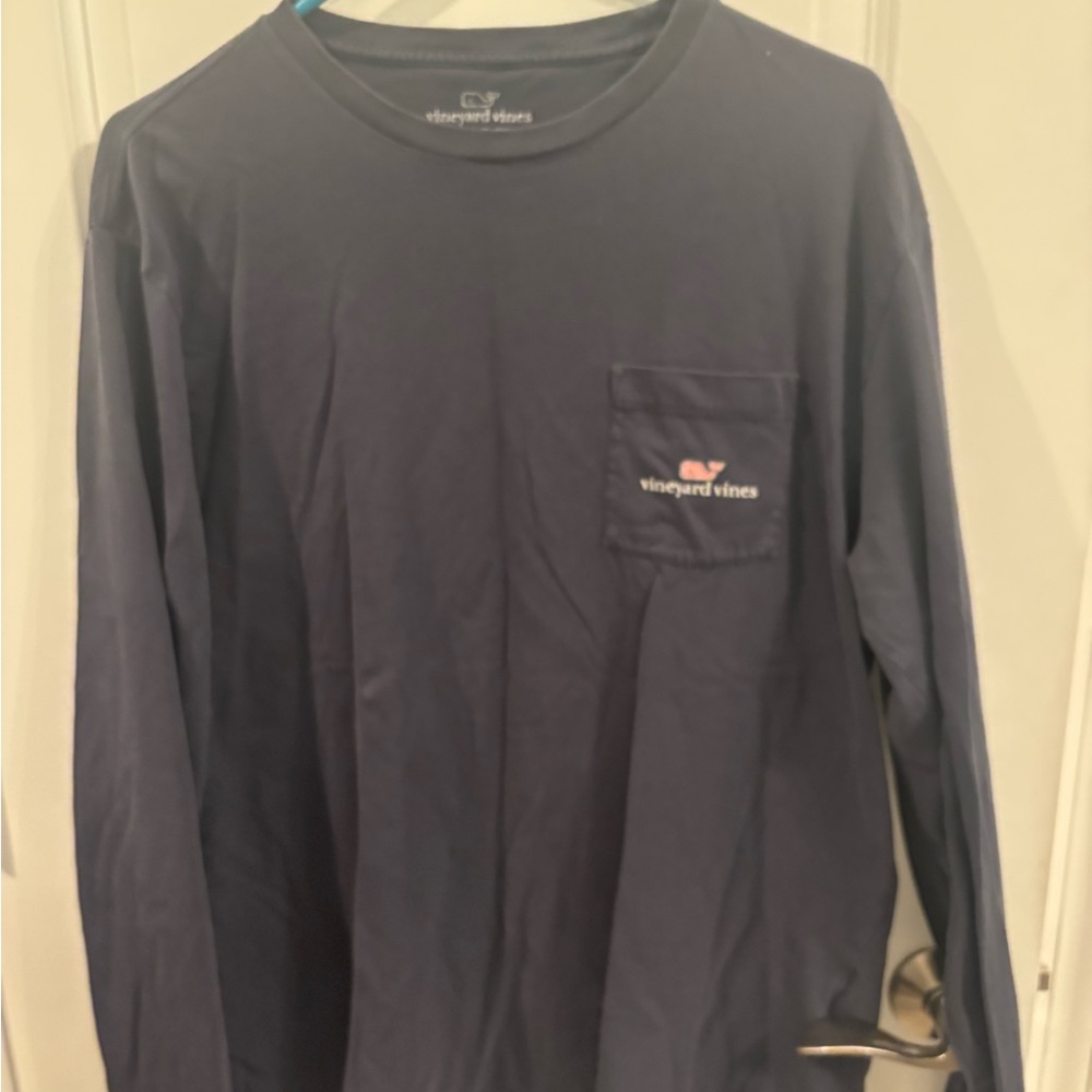 Vineyard Vines Men's Navy Long Sleeve Shirt
Sz XL